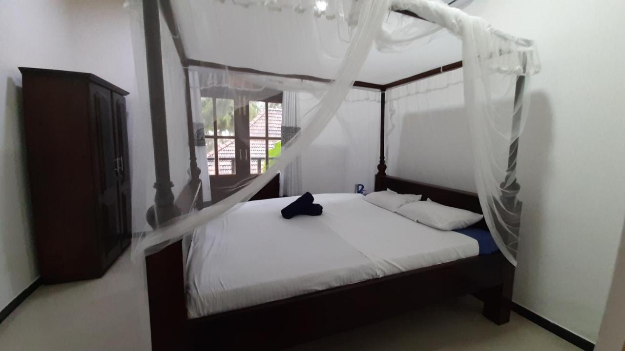 Bandulas Beach House Hikkaduwa Exterior foto