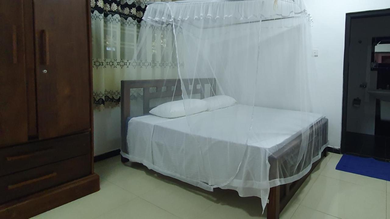 Bandulas Beach House Hikkaduwa Exterior foto